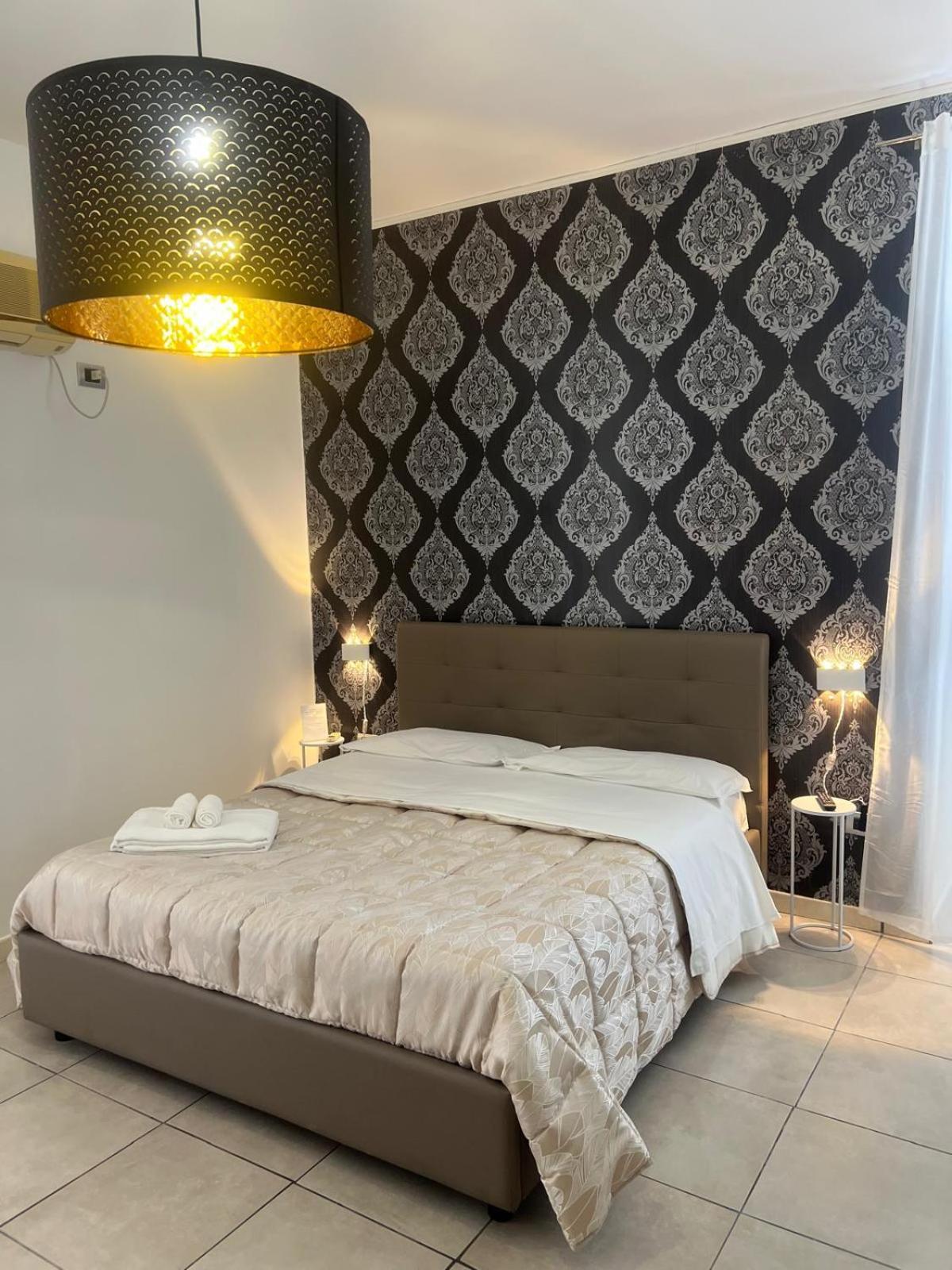 Suite Conte Poderico Naples Extérieur photo