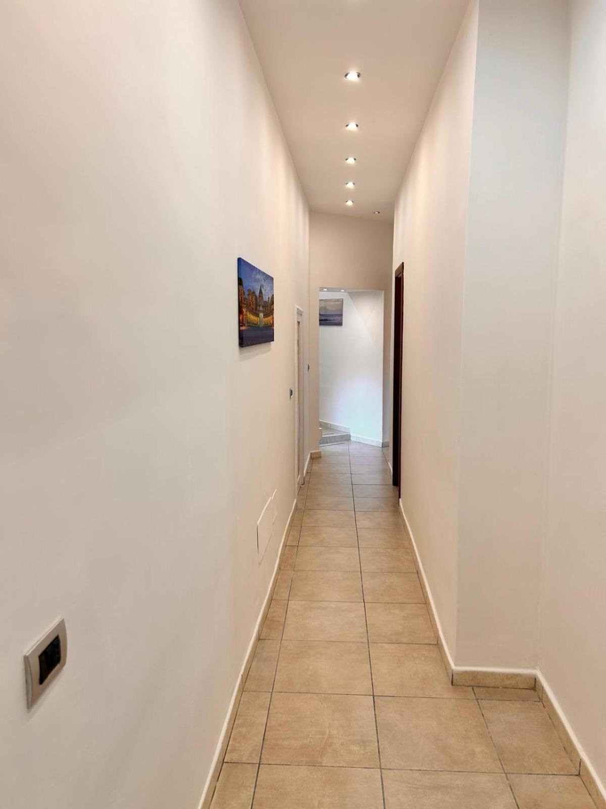 Suite Conte Poderico Naples Extérieur photo